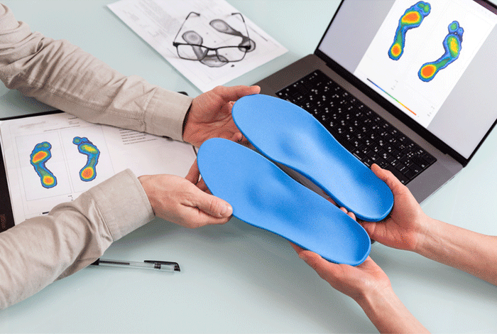 <h2>EXPERTOS EN DISEÑO Y FABRICACION DE    PLANTILLAS     ORTOPEDICAS</h2>